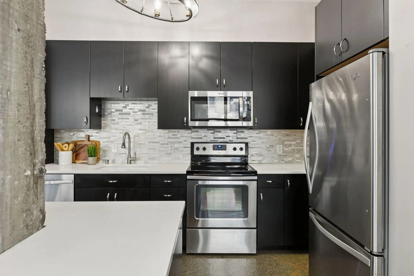 350 Saint Peter Street, Saint Paul, MN 55102