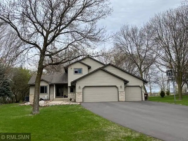 20041 Twin Oaks Circle, Sand Creek Twp, MN 55352