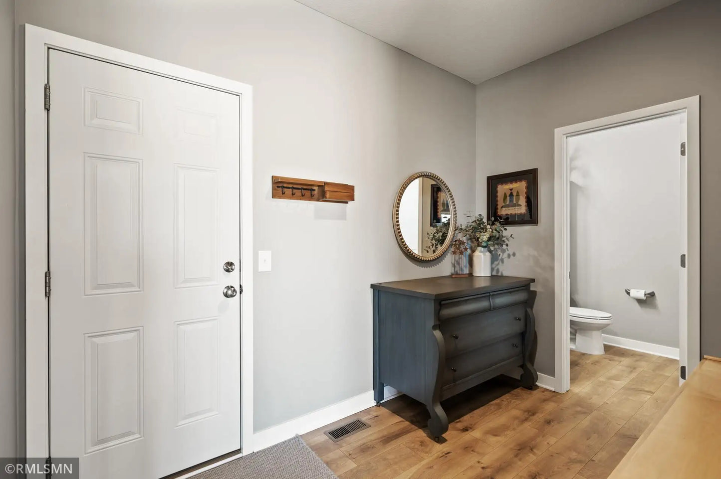 16221 Europa Avenue, Hugo, MN 55038