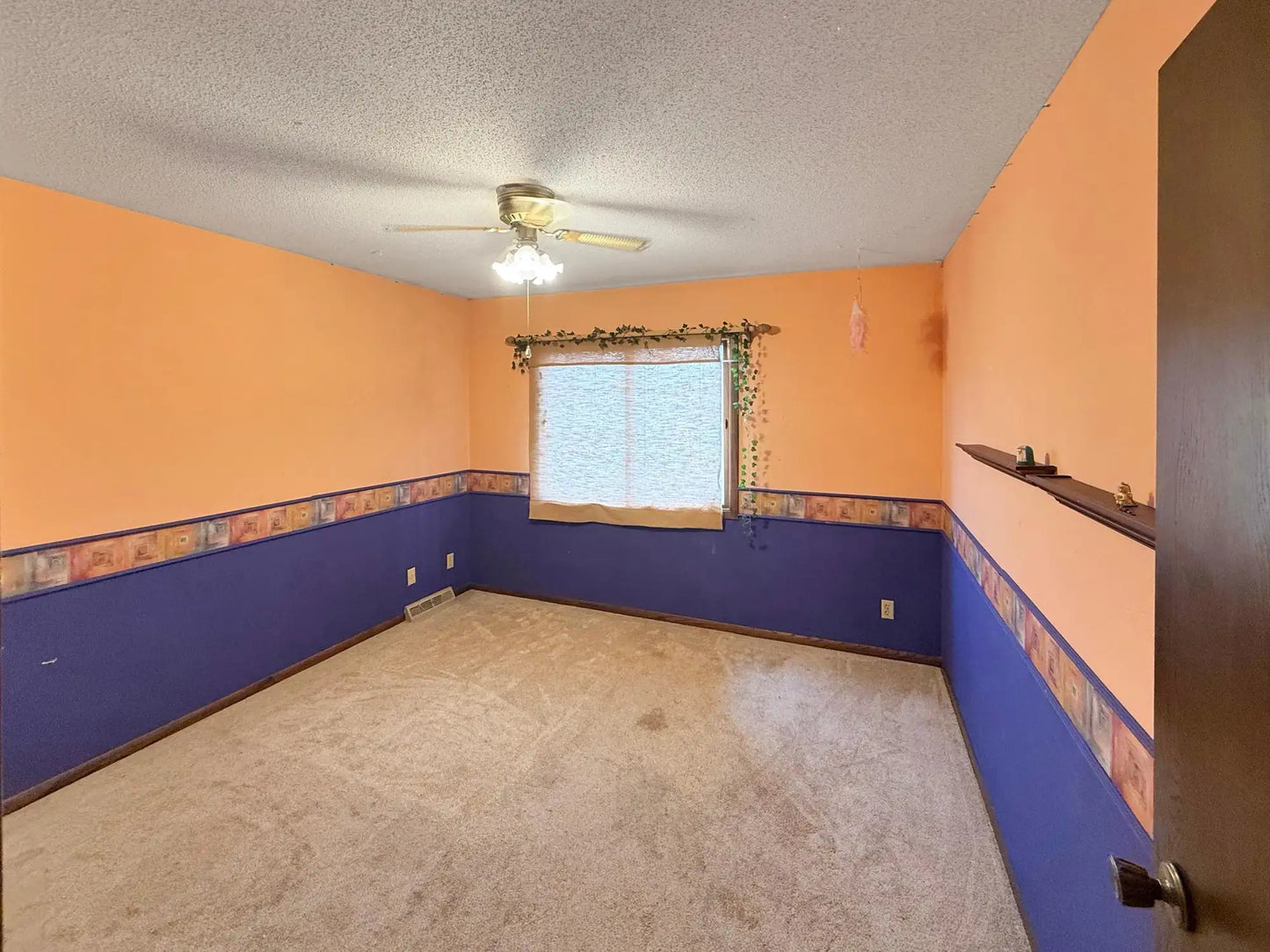 2932 Helen Street, North Saint Paul, MN 55109
