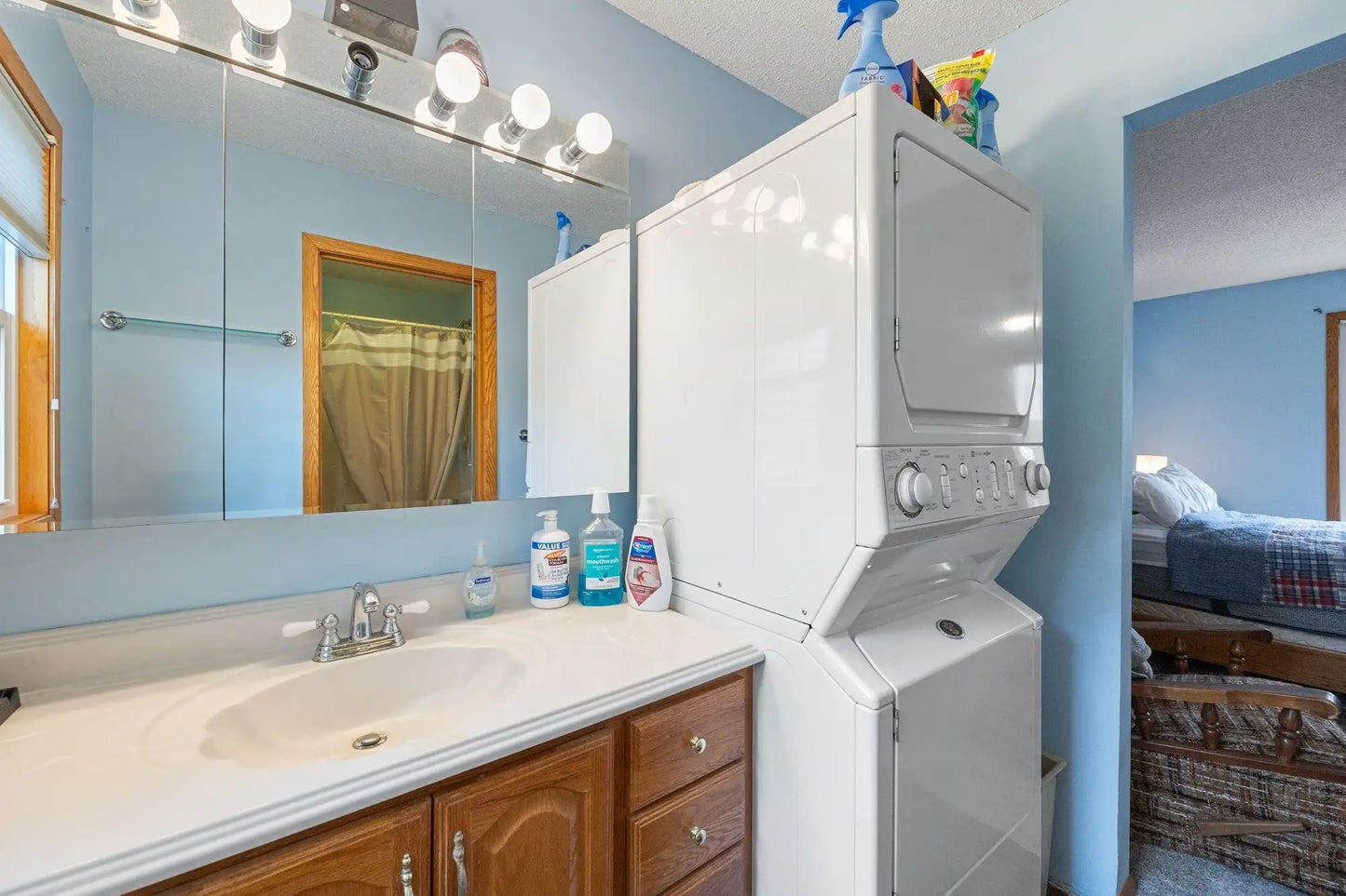 10326 Lee Drive, Eden Prairie, MN 55347