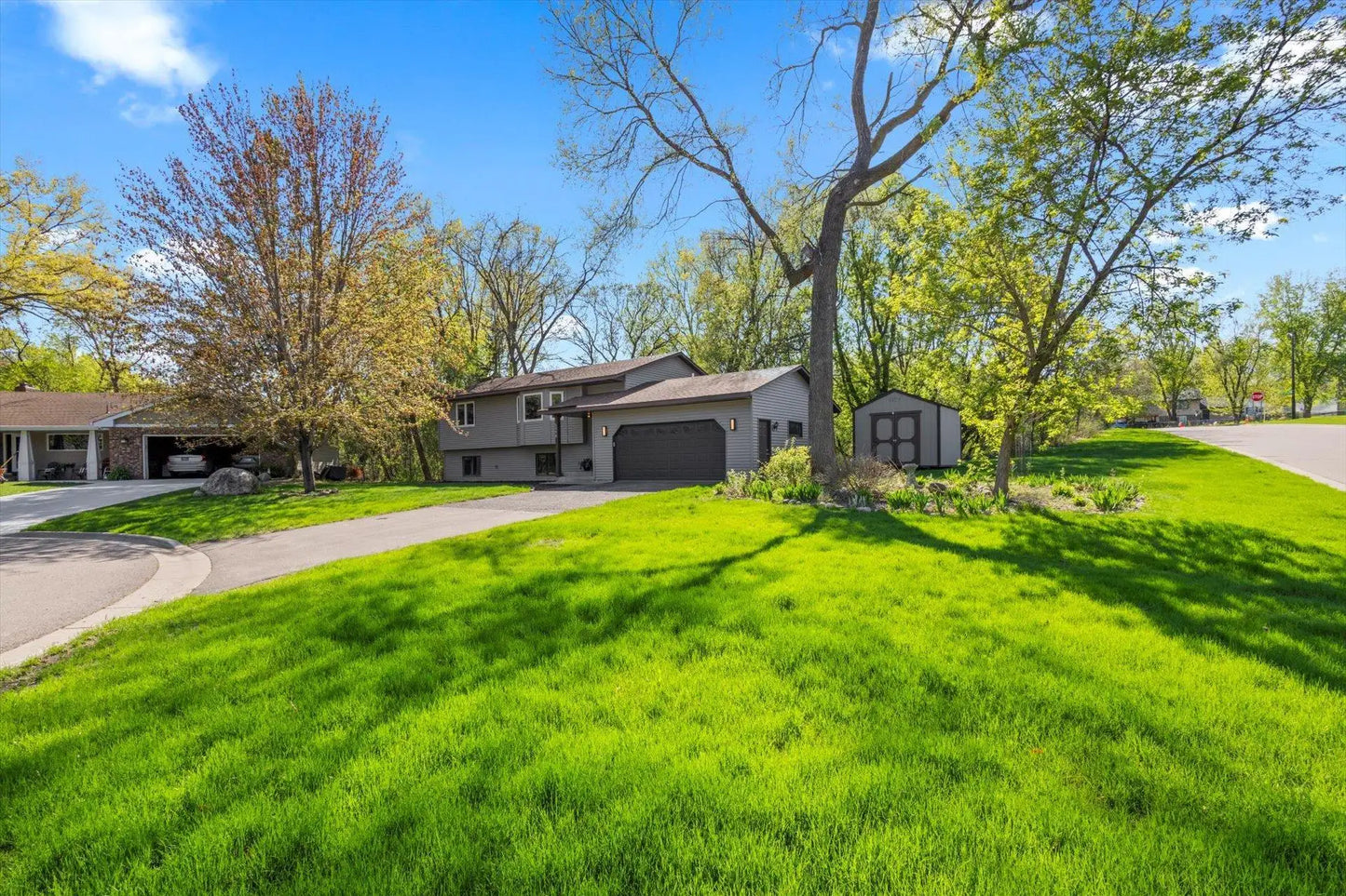 5998 133rd Street Court, Apple Valley, MN 55124