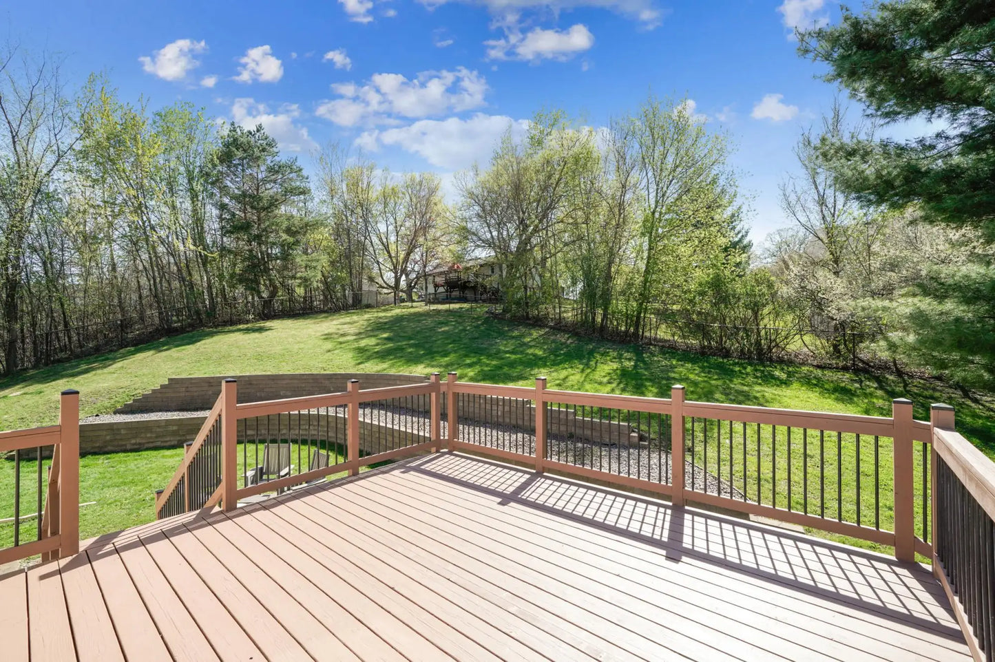1036 Creekview Lane, Belle Plaine, MN 56011
