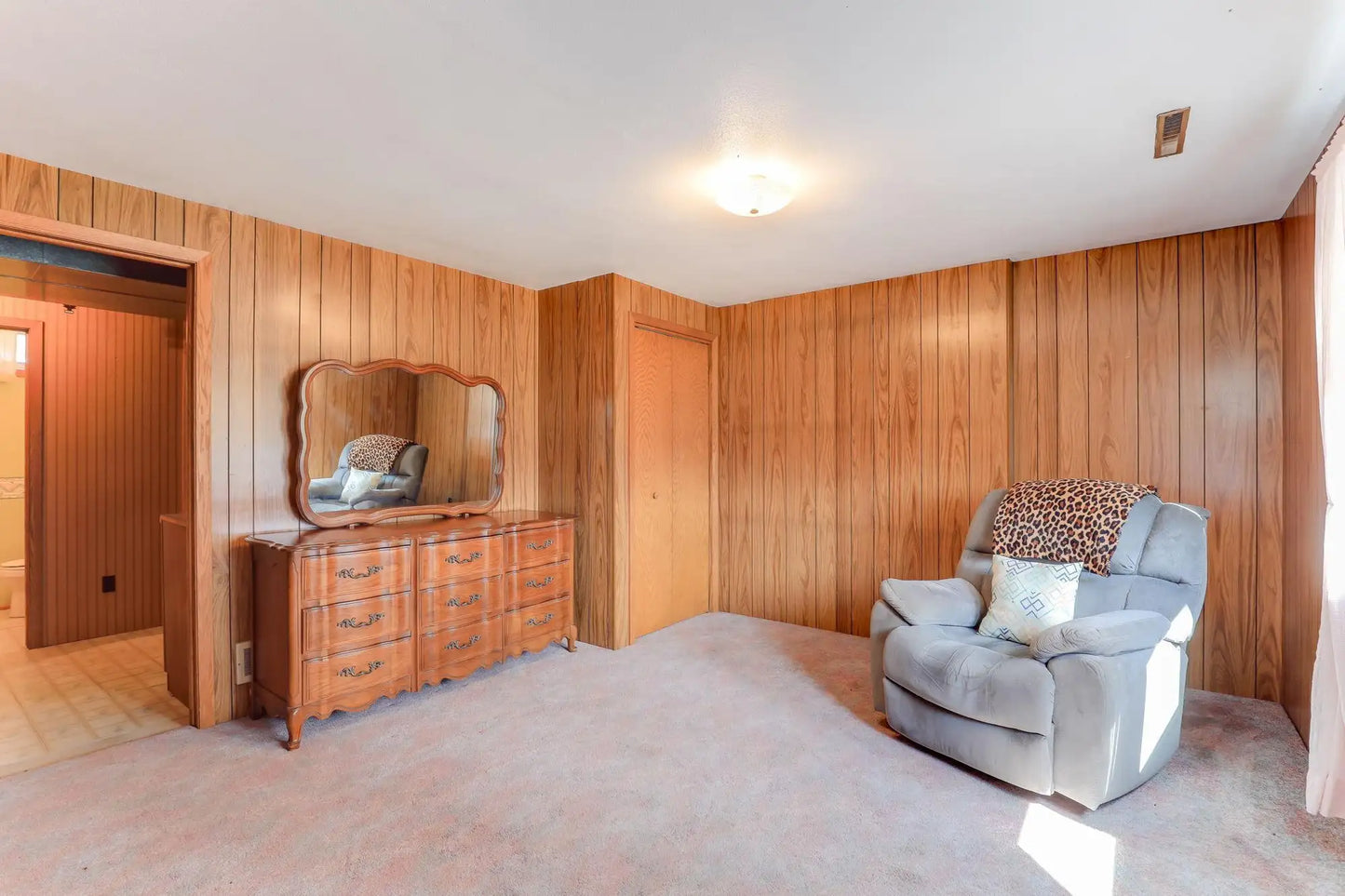 2241 County Road 39 , Silver Creek Twp, MN 55358