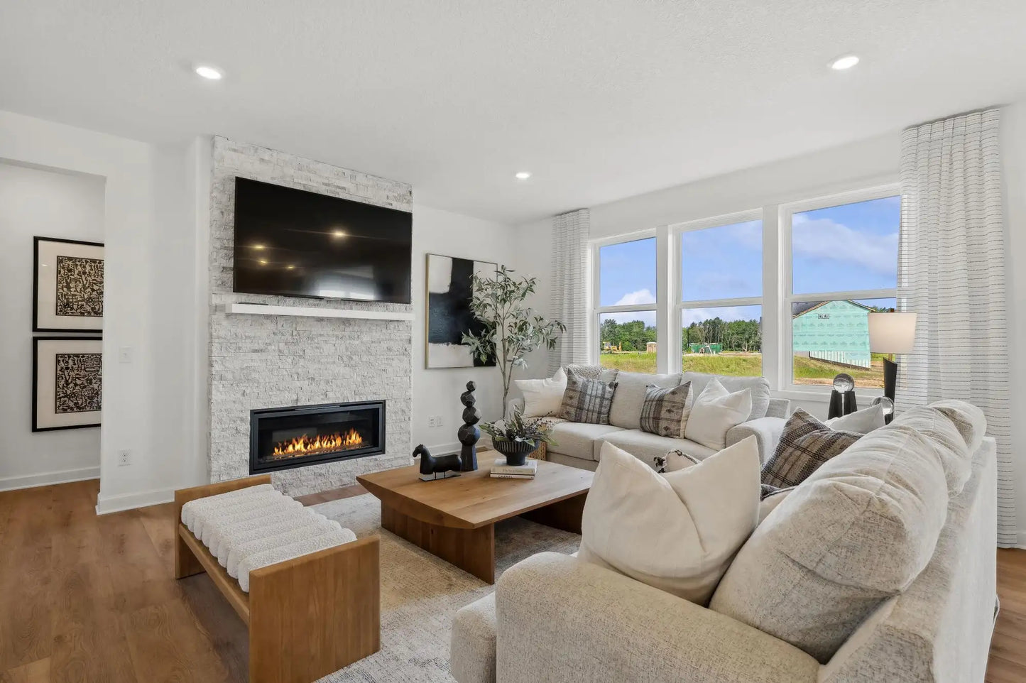 20374 Gadget Circle, Lakeville, MN 55044