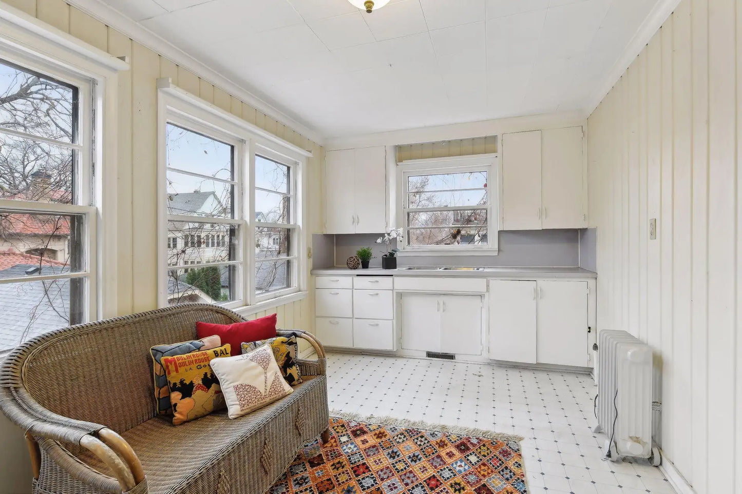 1807 Dupont Avenue, Minneapolis, MN 55403