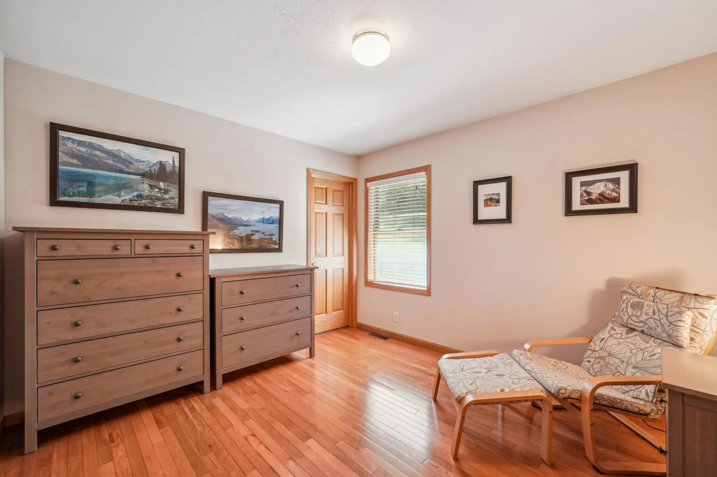 1036 Creekview Lane, Belle Plaine, MN 56011