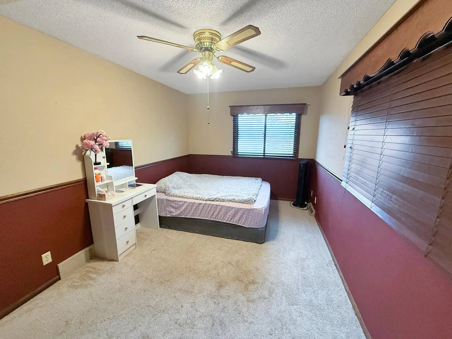 2932 Helen Street, North Saint Paul, MN 55109