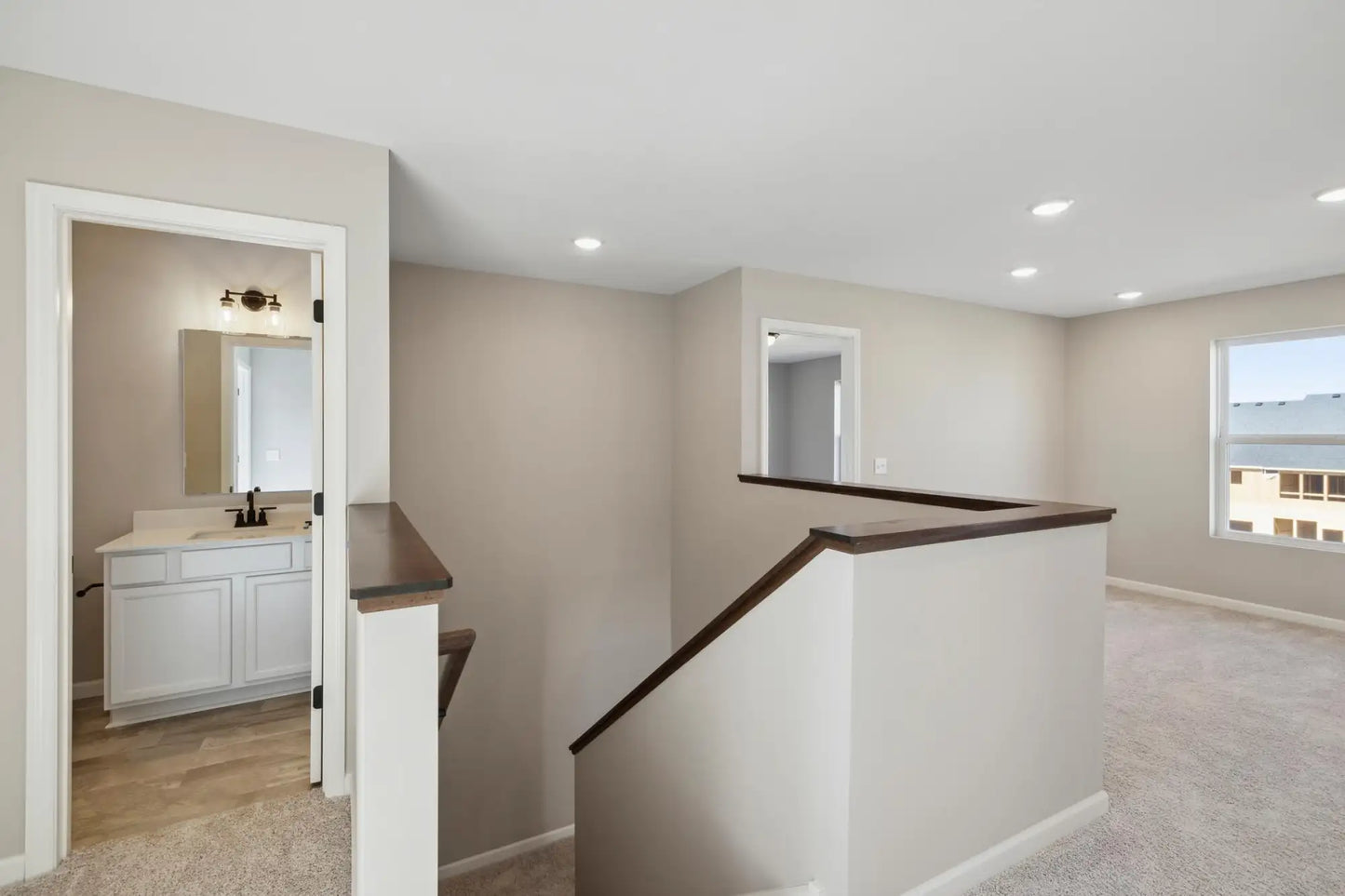 4810 Airlake Drive, Woodbury, MN 55129