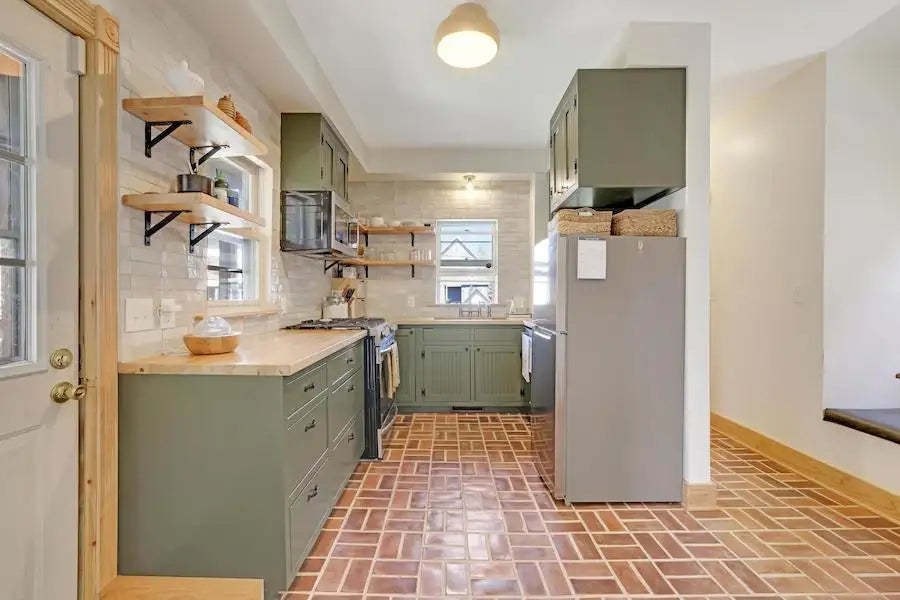713 Magnolia Avenue, Saint Paul, MN 55106
