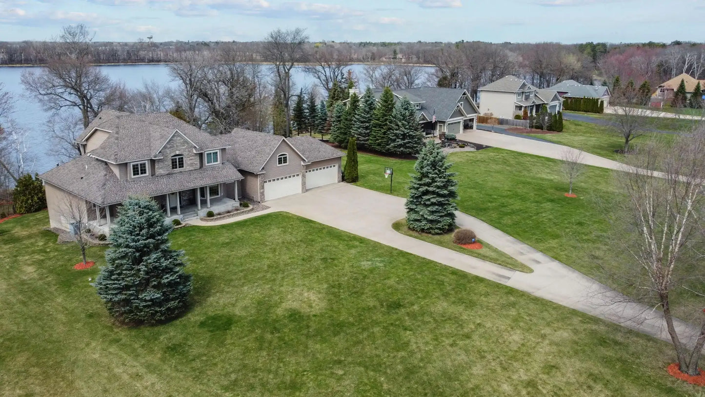 25124 Firefly Avenue, Wyoming, MN 55092