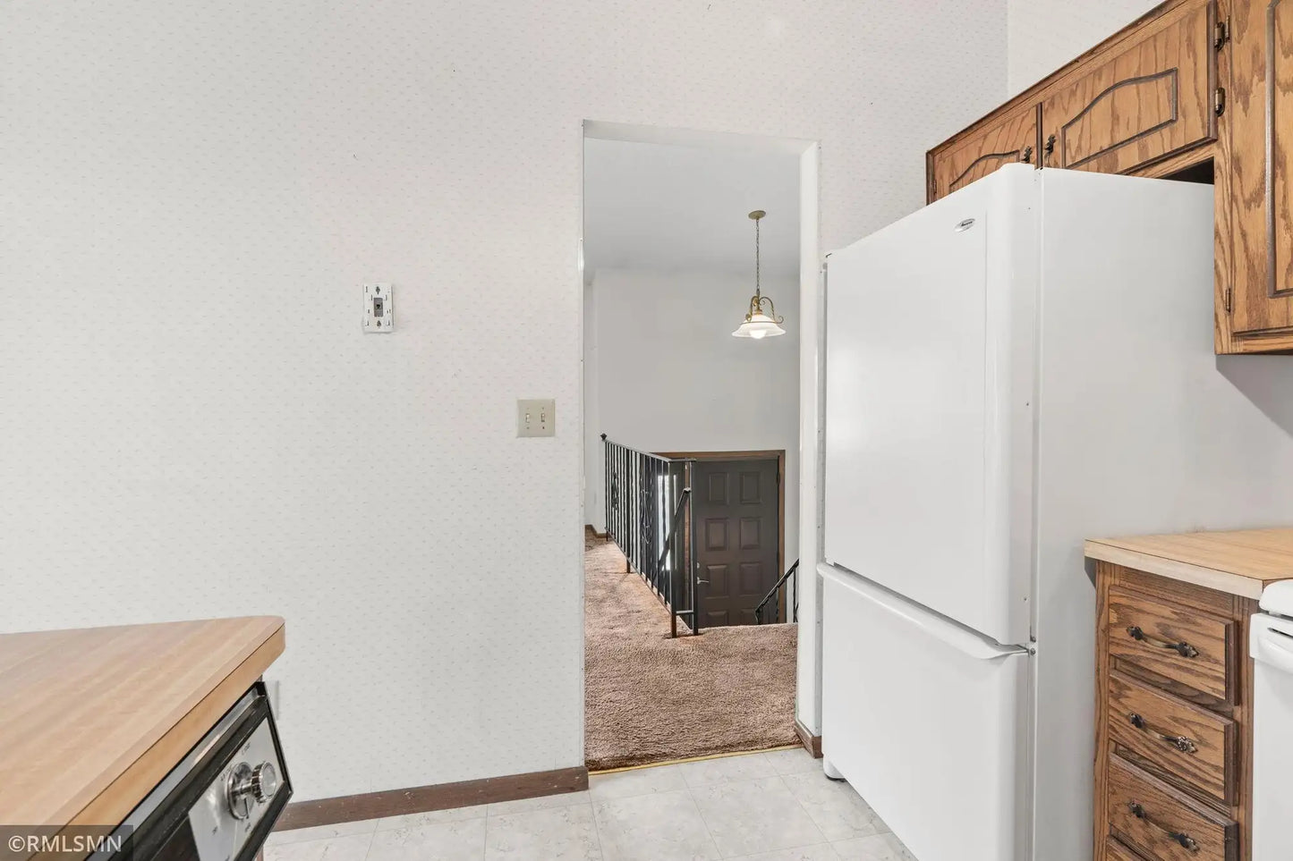 4307 Evergreen Drive, Vadnais Heights, MN 55127