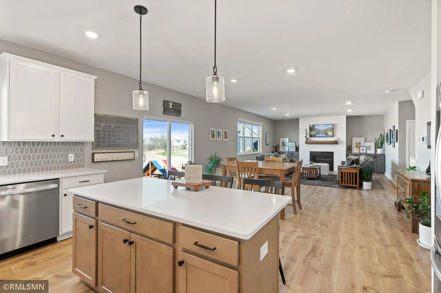 16221 Europa Avenue, Hugo, MN 55038