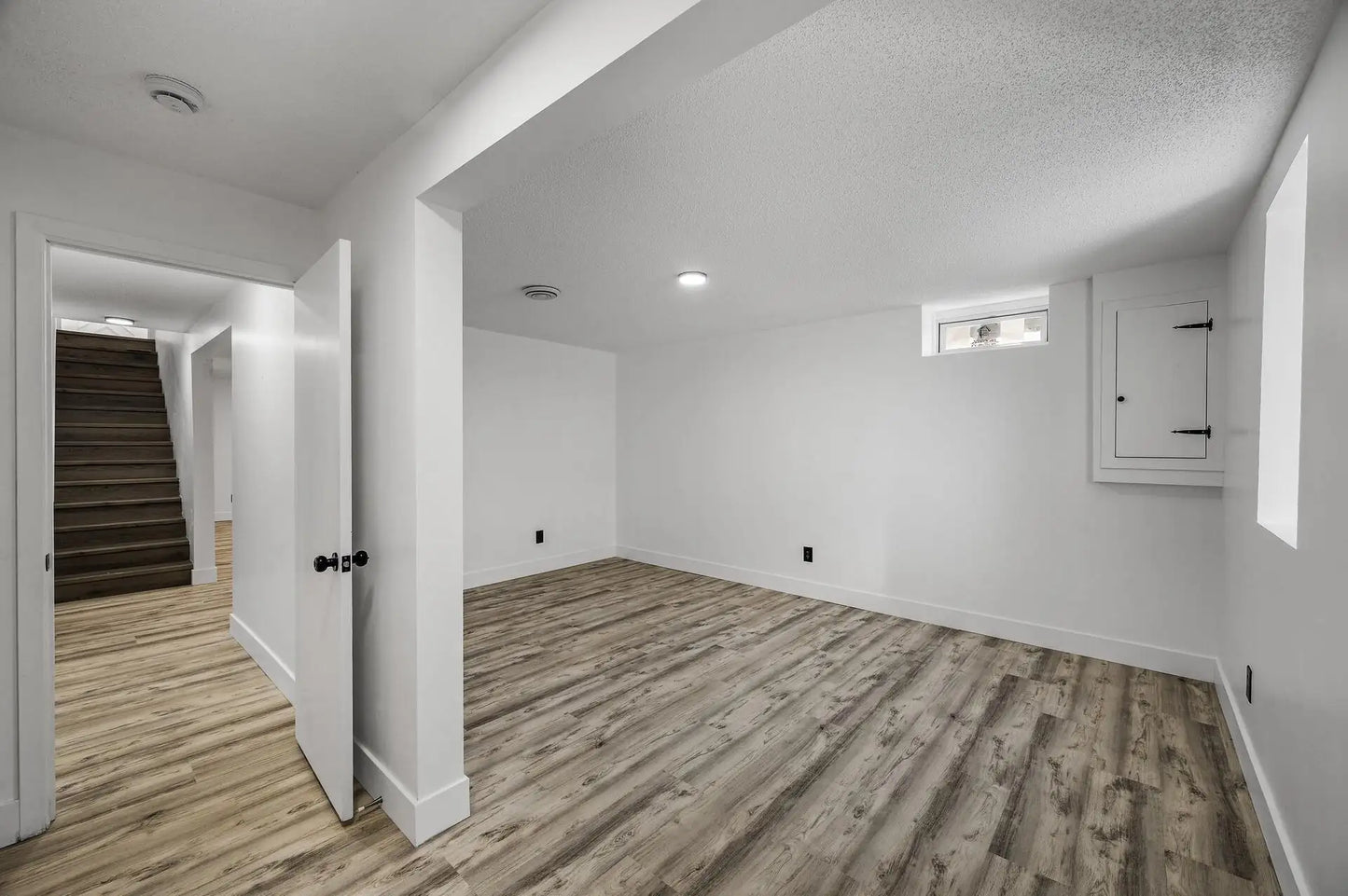 3240 Pleasant Avenue, Minneapolis, MN 55408