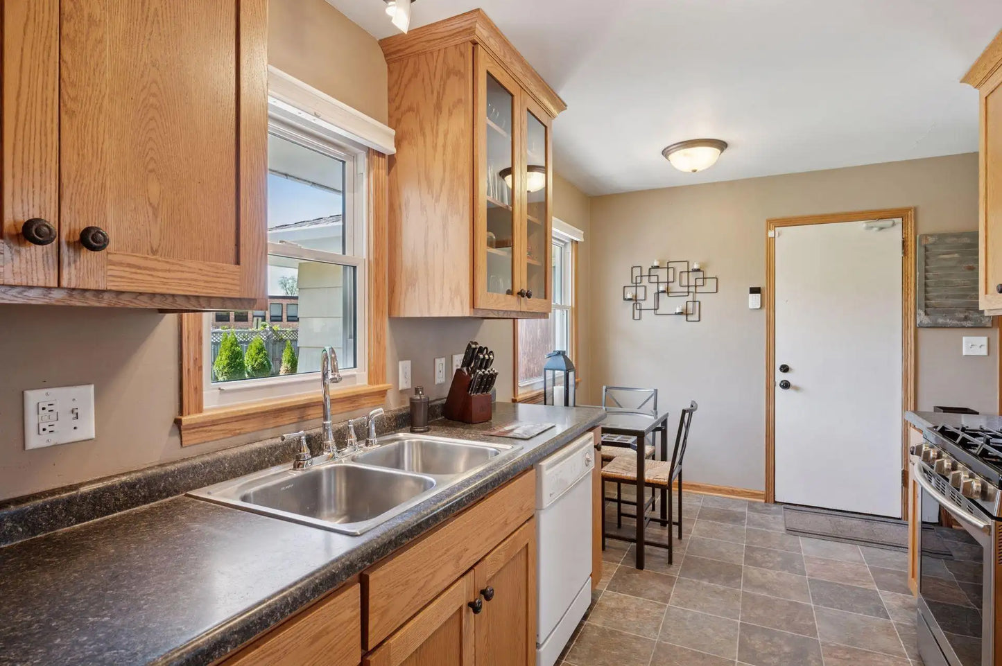 2554 Boone Avenue, Saint Louis Park, MN 55426