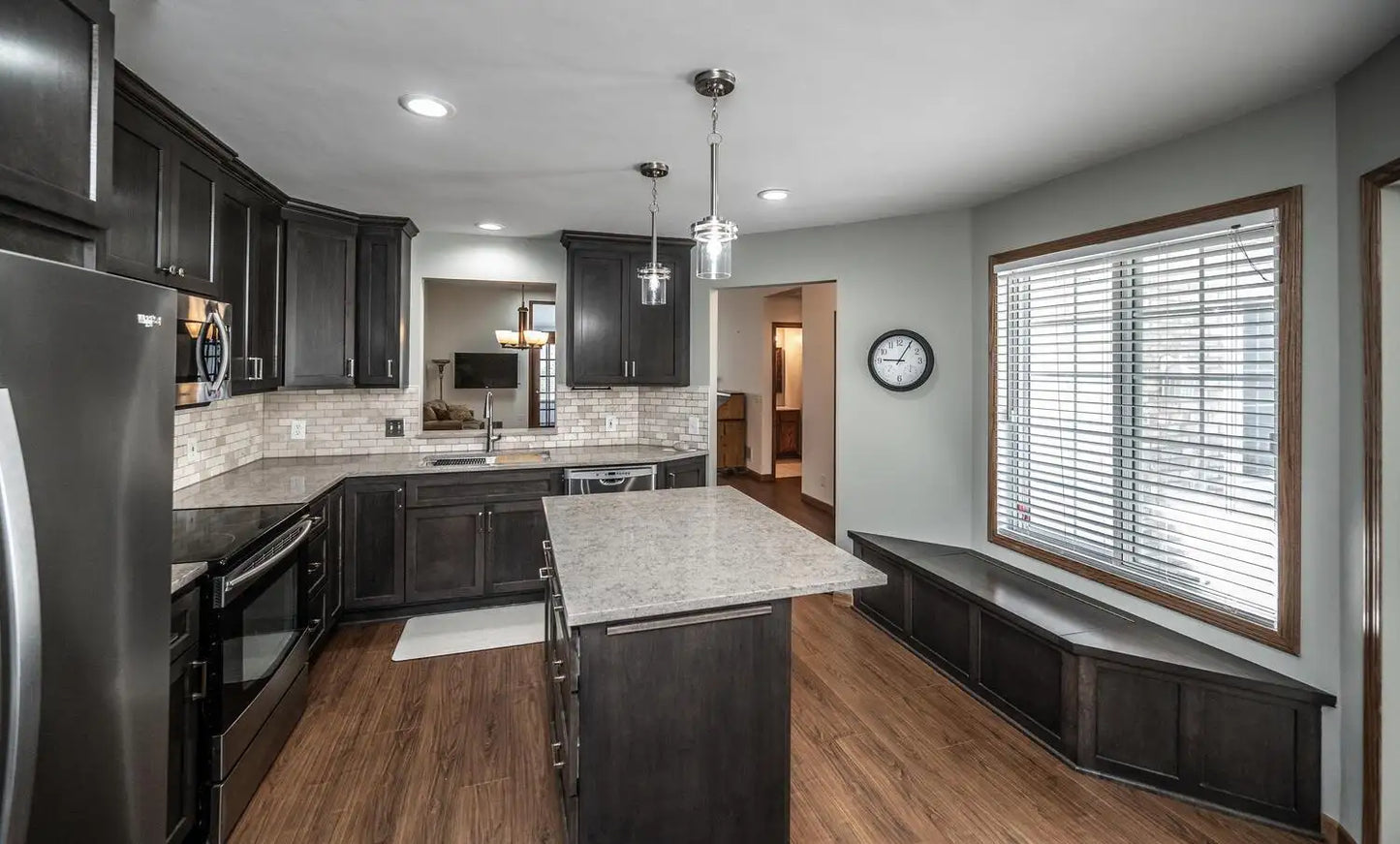 7512 Ojibway Park Road, Woodbury, MN 55125