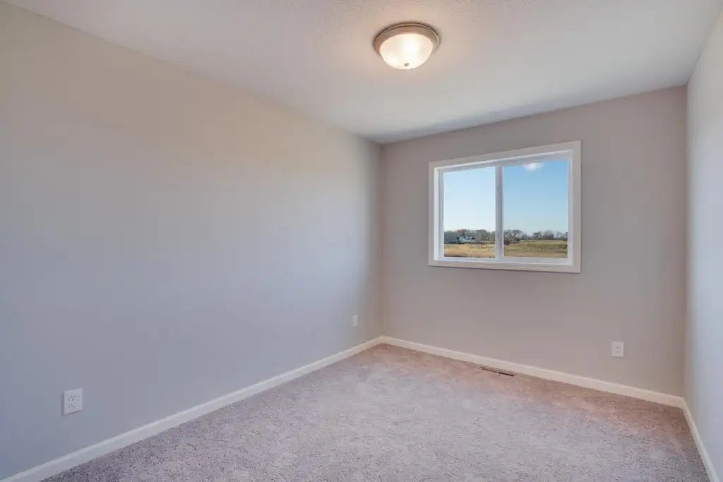 19911 English Avenue, Forest Lake, MN 55025