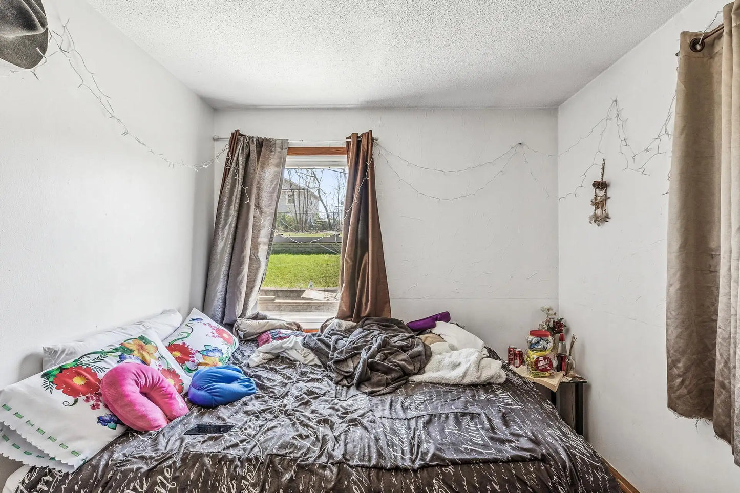 360 Hawthorne Avenue, Saint Paul, MN 55130