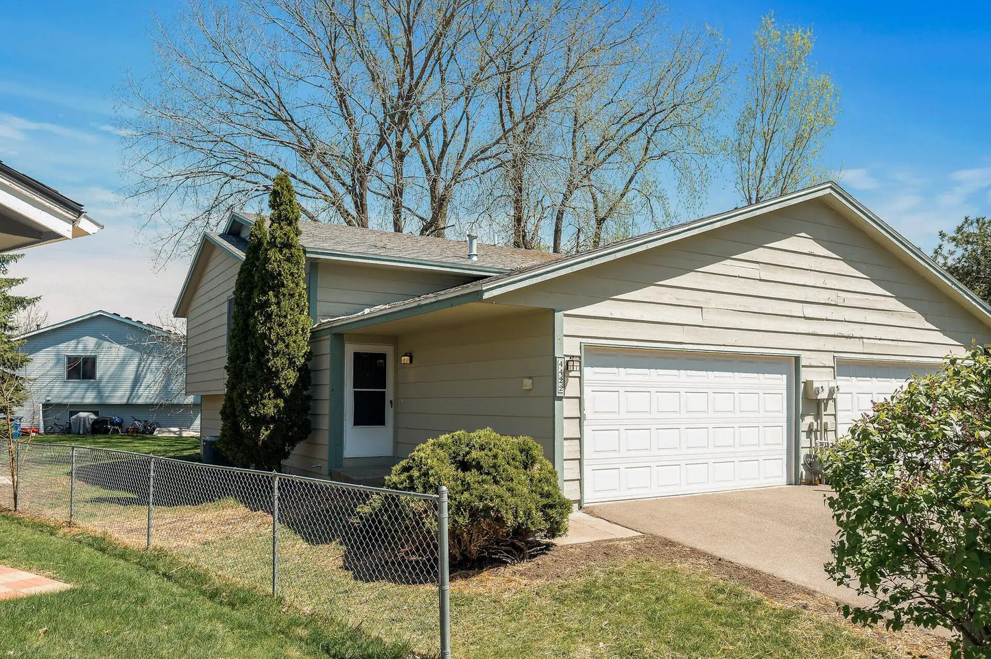 4422 Cinnamon Ridge Trail, Eagan, MN 55122