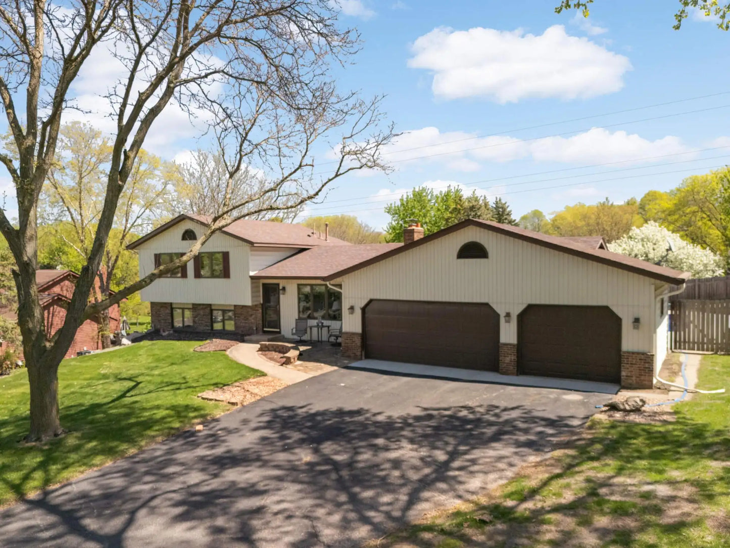 12929 16th Avenue, Burnsville, MN 55337