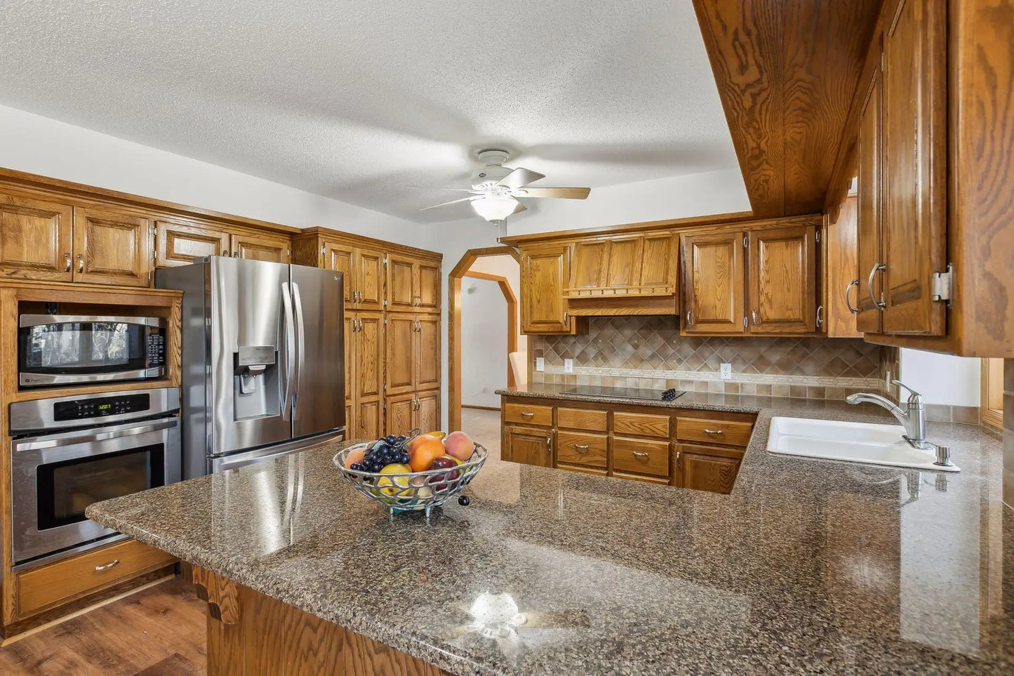 5929 Oxford Street, Shoreview, MN 55126