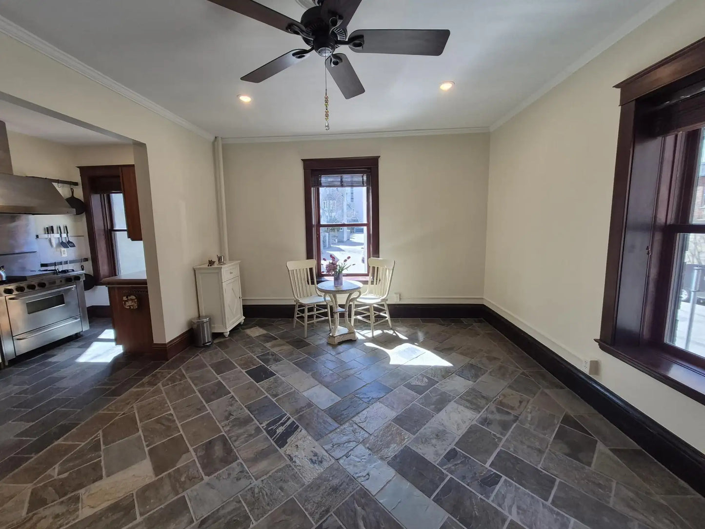 1311 Yale Place, Minneapolis, MN 55403