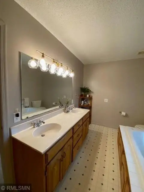 20041 Twin Oaks Circle, Sand Creek Twp, MN 55352