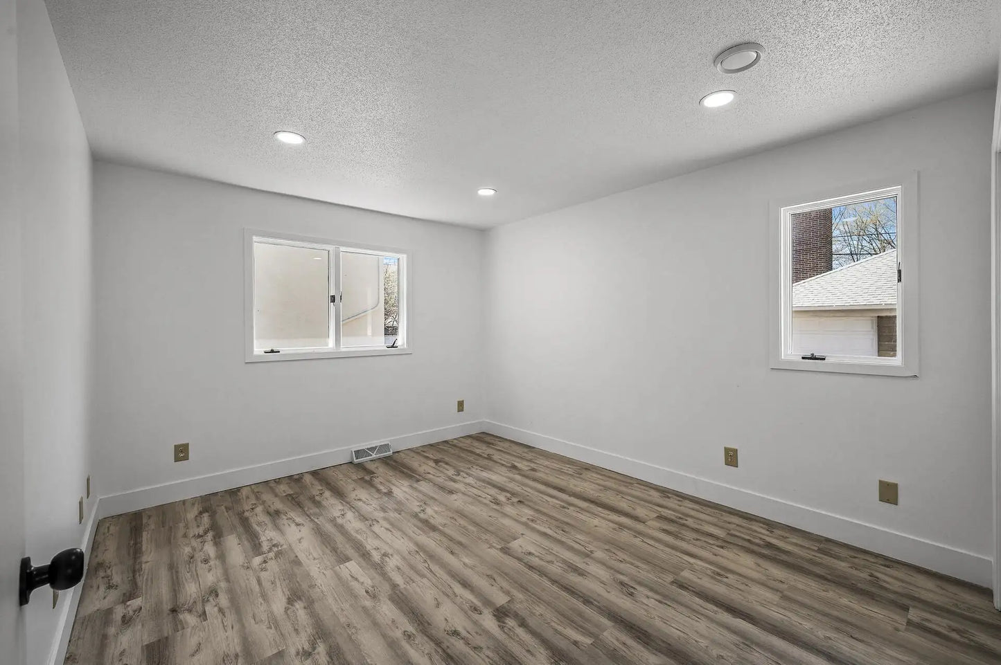 3240 Pleasant Avenue, Minneapolis, MN 55408