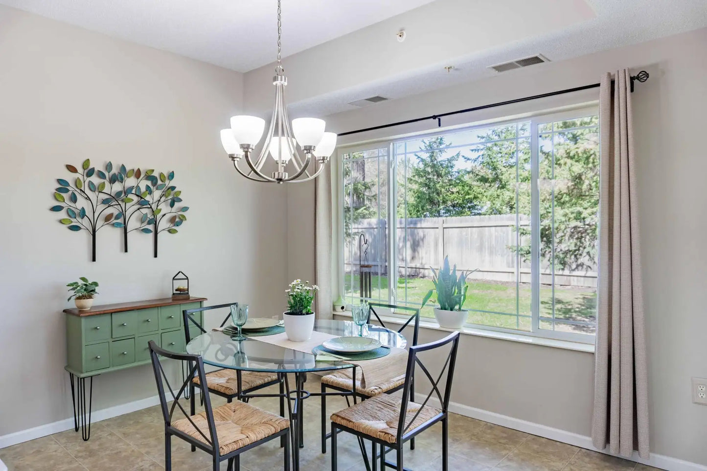 1475 Ravoux Lane, Chaska, MN 55318