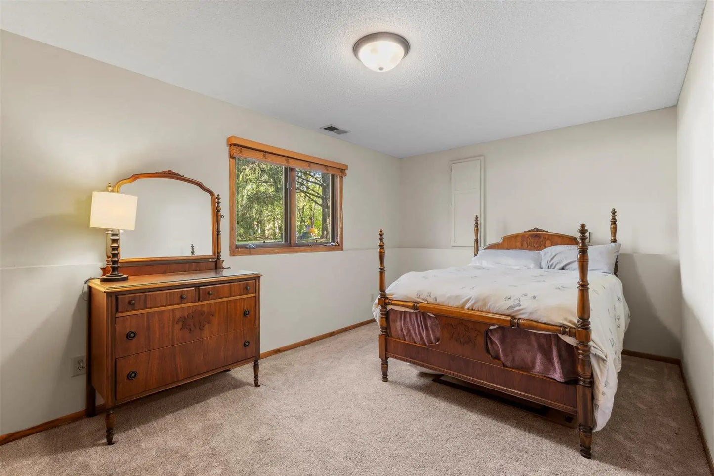 5998 133rd Street Court, Apple Valley, MN 55124
