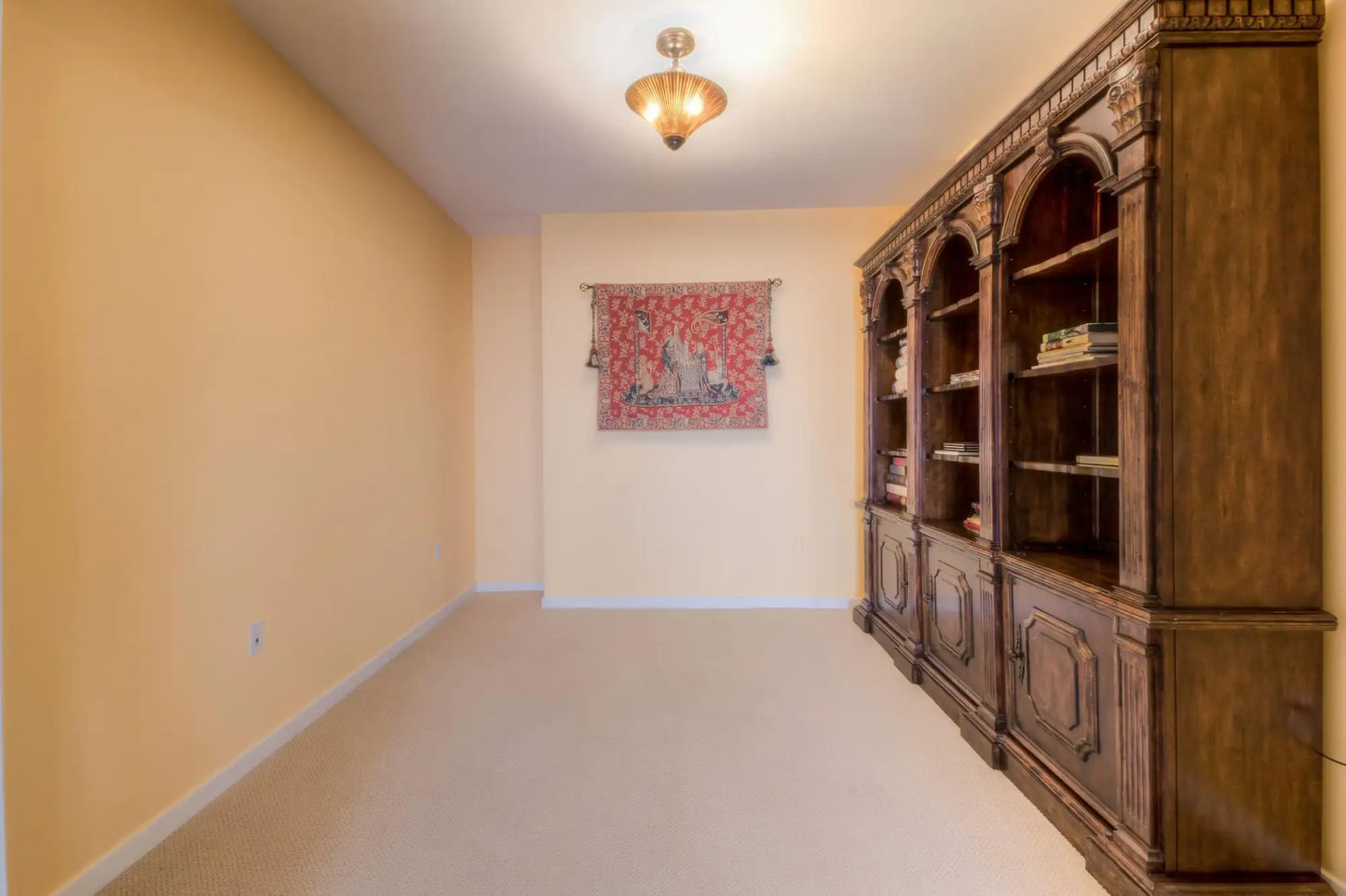 209 8th Street, Saint Paul, MN 55101