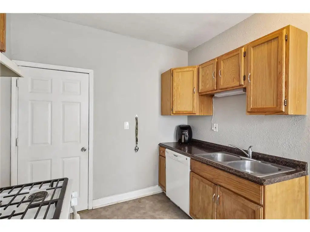 3022 Grand Avenue, Minneapolis, MN 55408