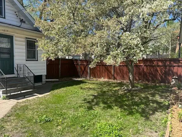1817 Palace Avenue, Saint Paul, MN 55105