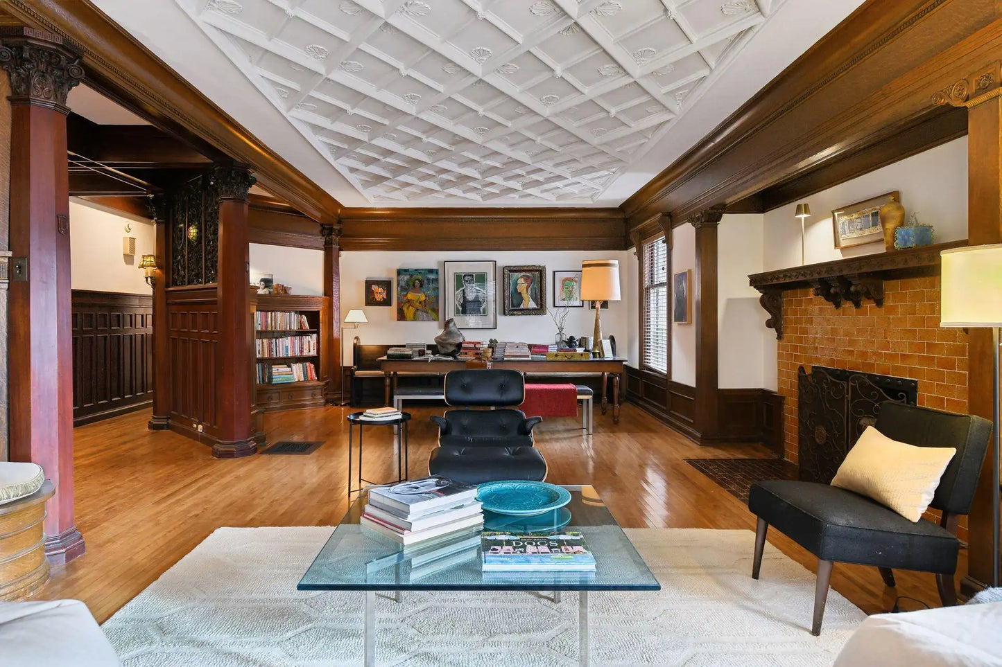 1807 Dupont Avenue, Minneapolis, MN 55403
