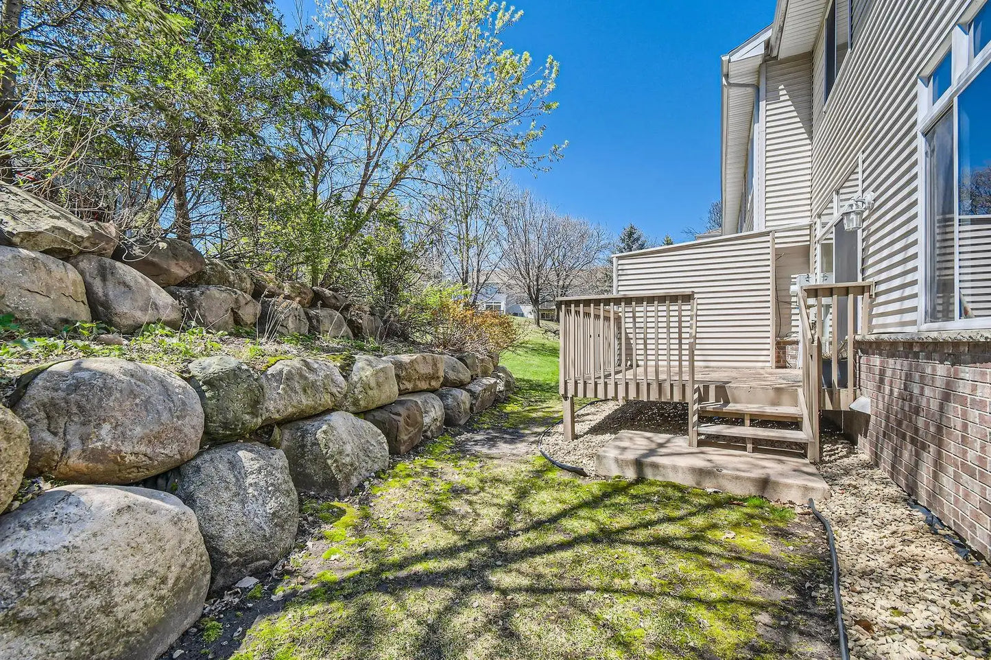 604 Crane Creek Lane, Eagan, MN 55121