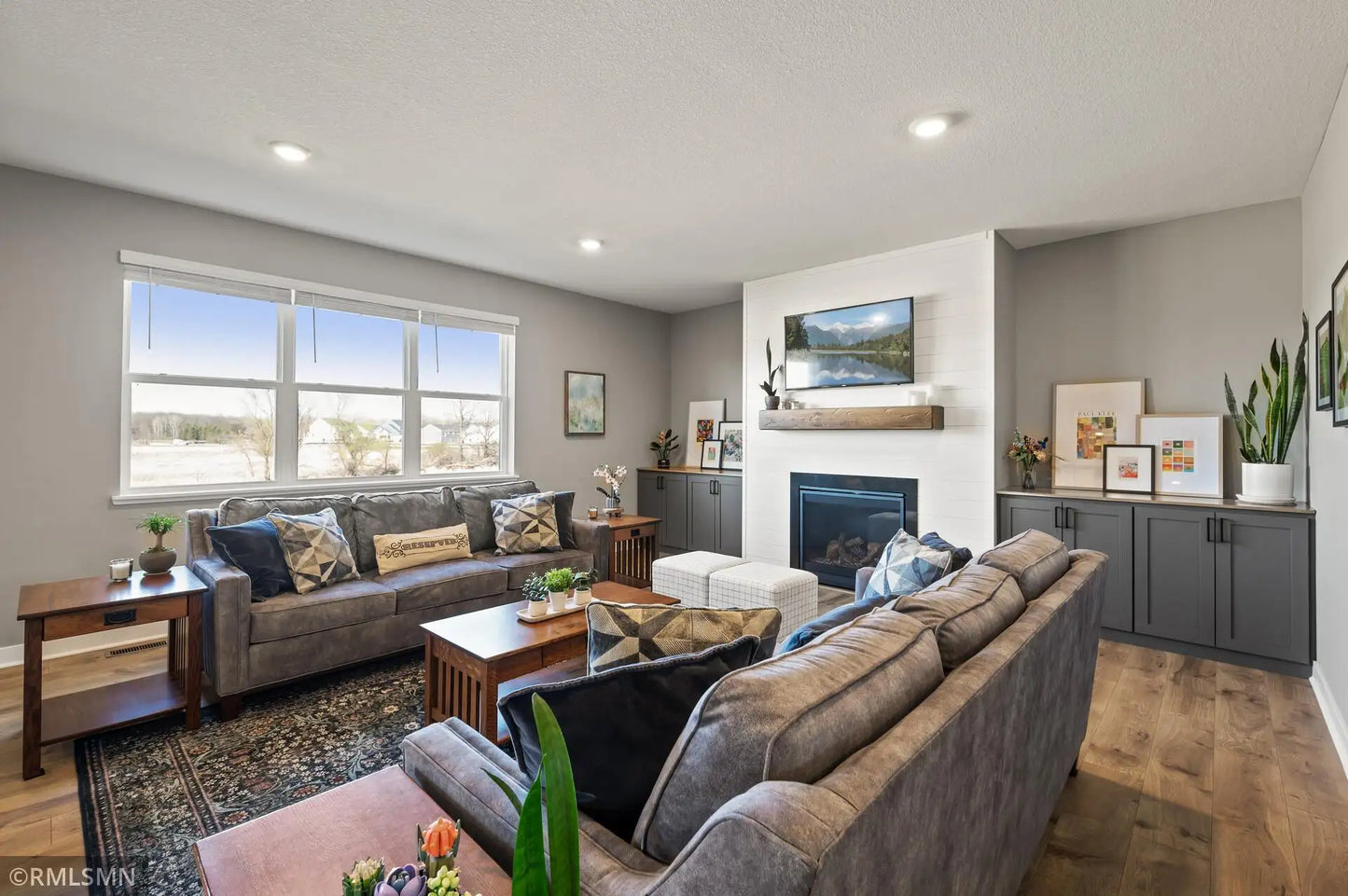 16221 Europa Avenue, Hugo, MN 55038