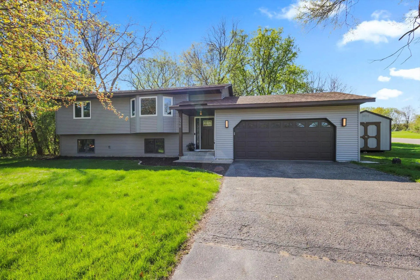 5998 133rd Street Court, Apple Valley, MN 55124