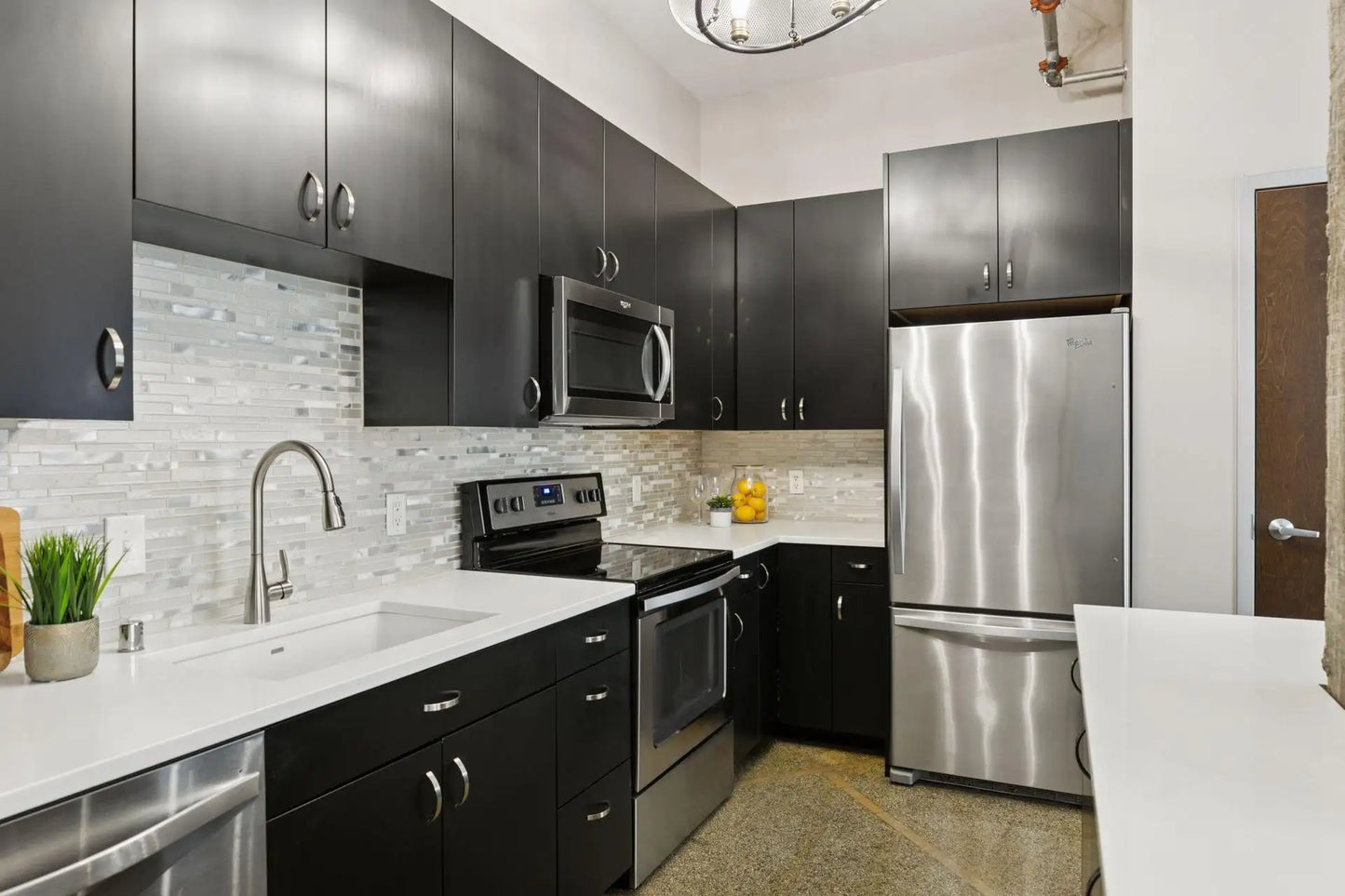 350 Saint Peter Street, Saint Paul, MN 55102