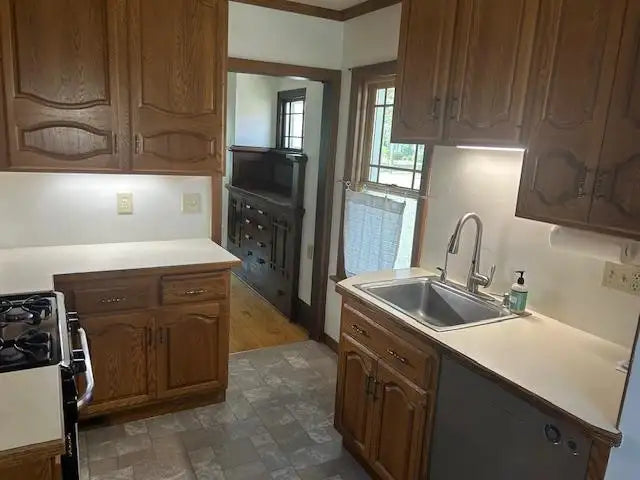 1817 Palace Avenue, Saint Paul, MN 55105