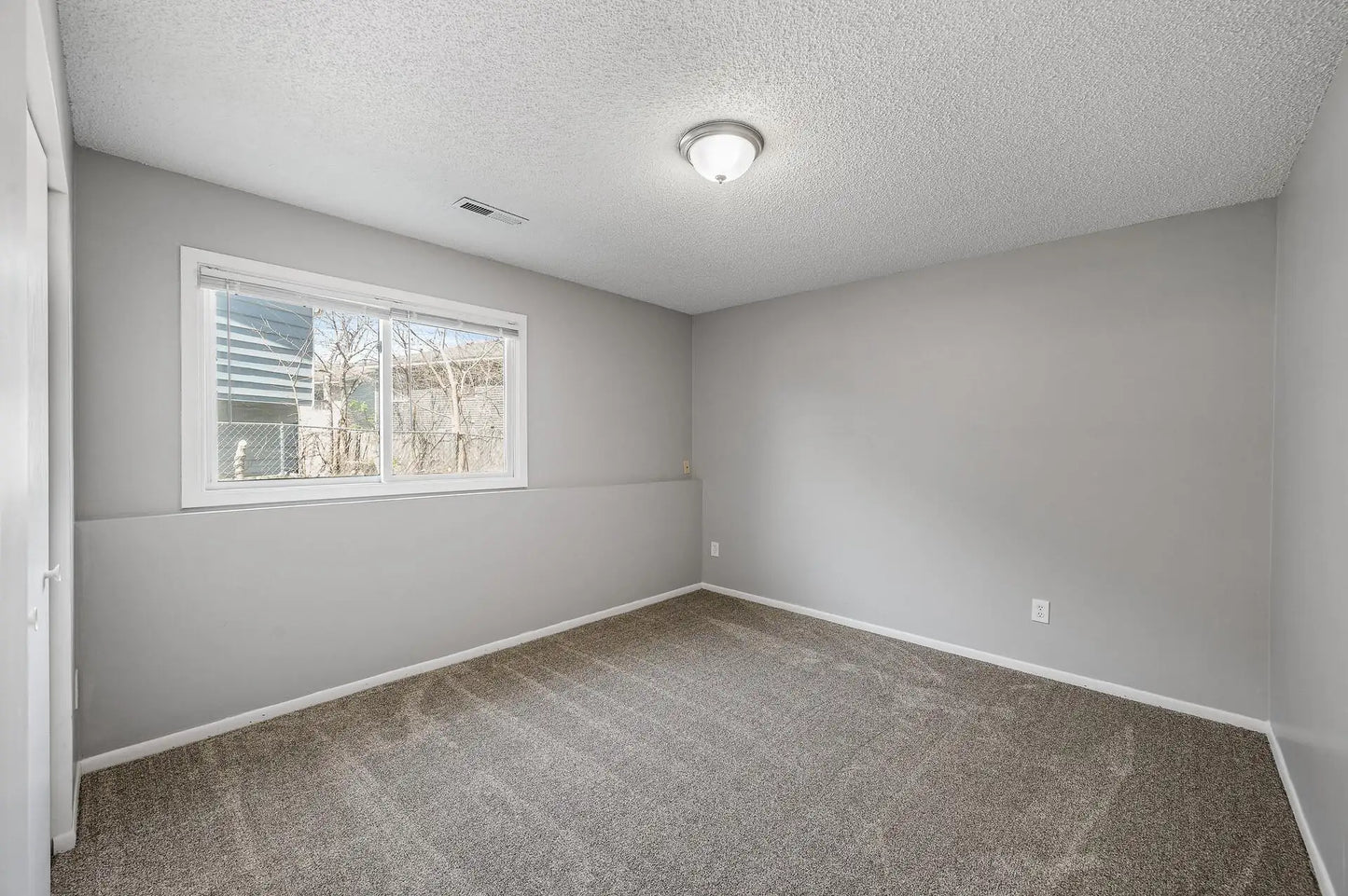 4422 Cinnamon Ridge Trail, Eagan, MN 55122