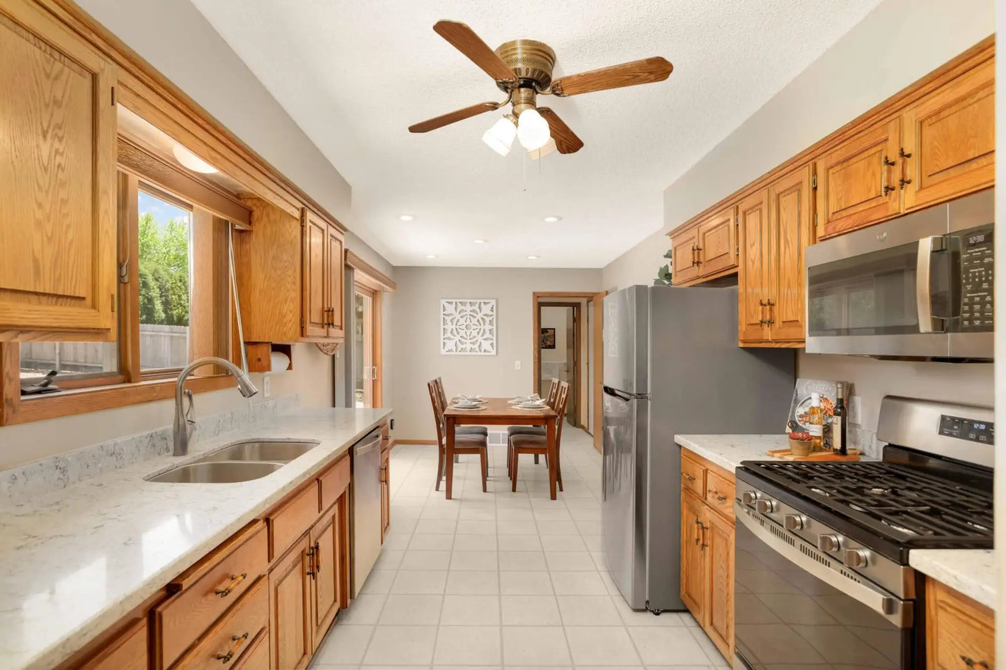 12929 16th Avenue, Burnsville, MN 55337