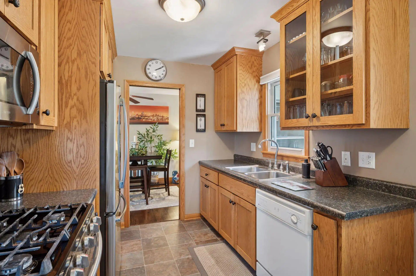 2554 Boone Avenue, Saint Louis Park, MN 55426