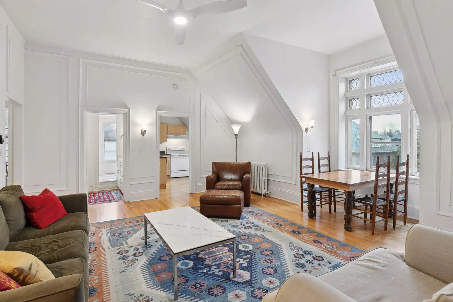 1807 Dupont Avenue, Minneapolis, MN 55403