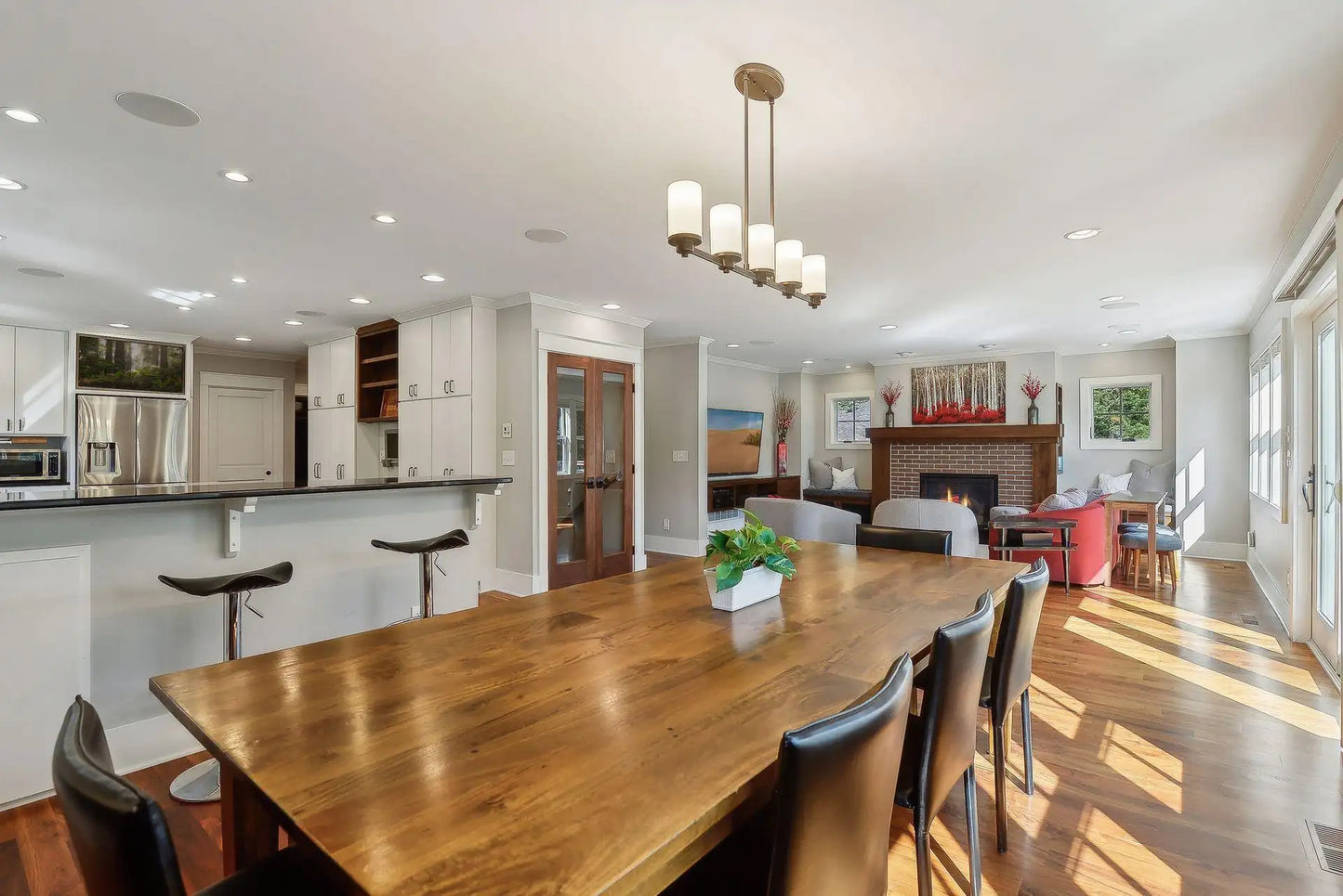 4015 Wood End Drive, Edina, MN 55424