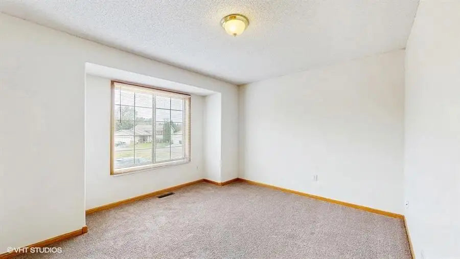6586 381st Street, North Branch, MN 55056