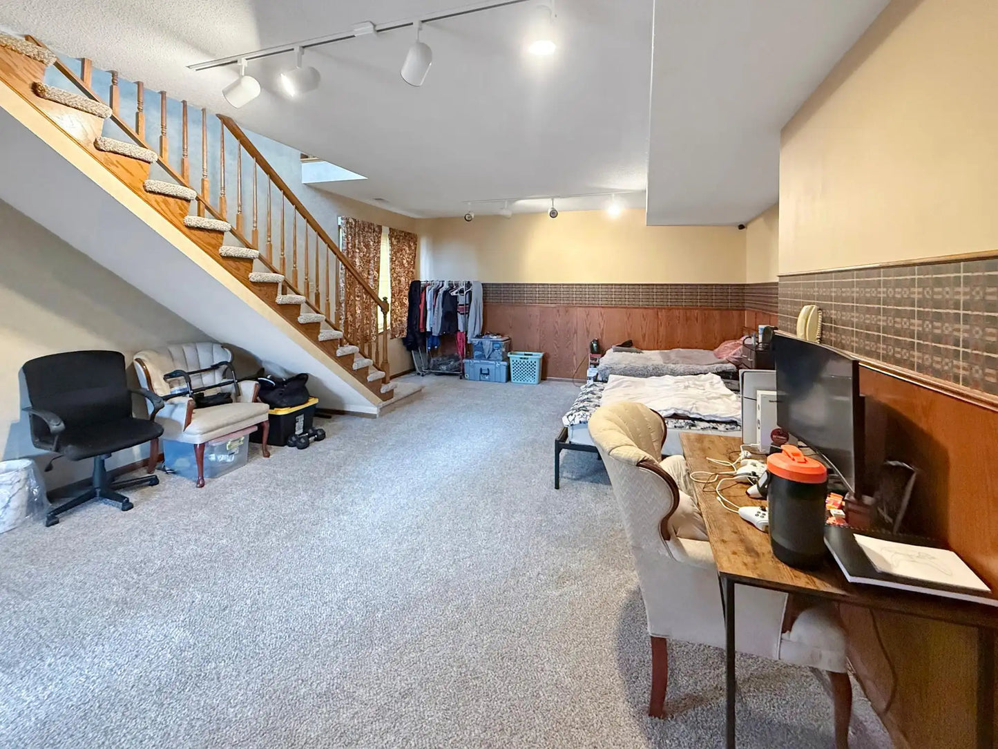 2932 Helen Street, North Saint Paul, MN 55109