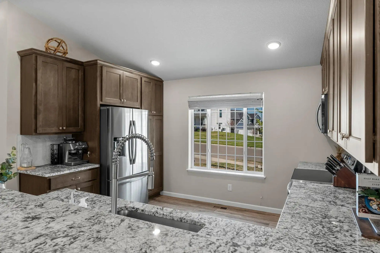 5928 Upper 179th St , Lakeville, MN 55044