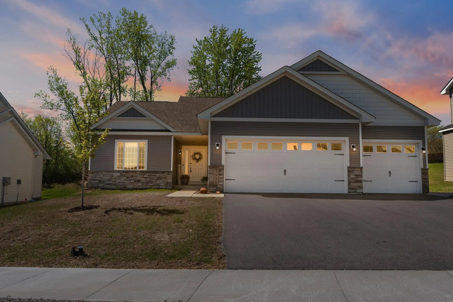 5928 Upper 179th St , Lakeville, MN 55044
