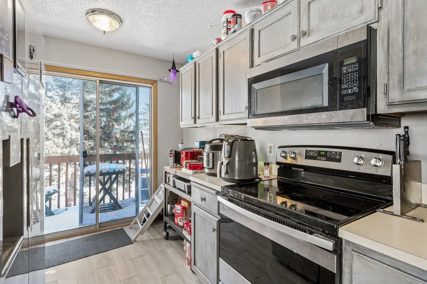 4176 White Bear Parkway, White Bear Twp, MN 55110