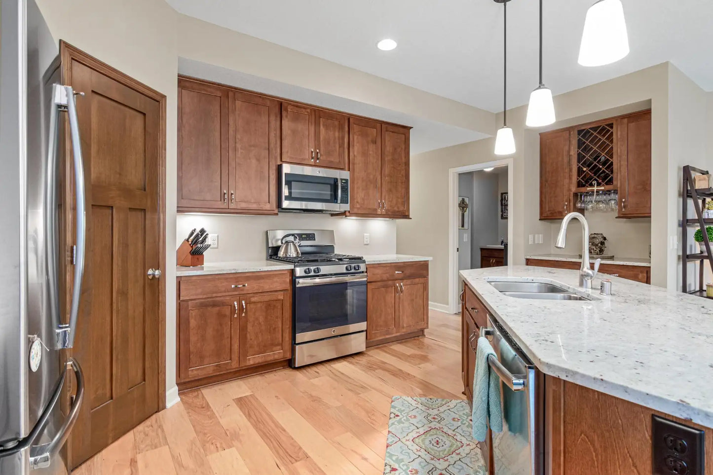 8745 9th Place, Lake Elmo, MN 55042